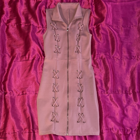 Fashion Nova Dresses & Skirts - Fashion Nova Mocha Dress 🤎